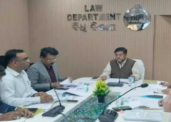 Review meeting chaired by Law Minister Prithiviraj Harichandan on amendments to the Srimandir land settlement policy