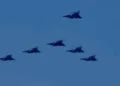 Indian Air Force's Rafale, Sukhoi light up sky with skilled maneuvers over Kartvaya Path