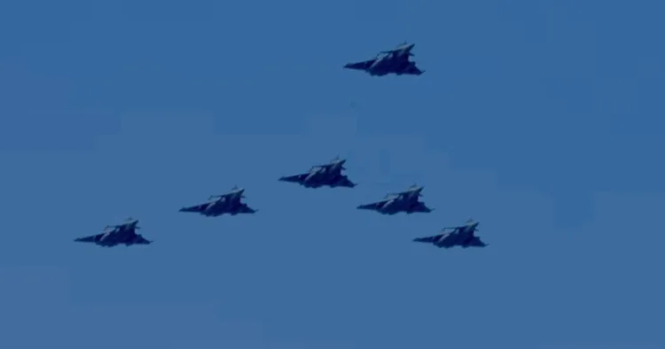 Indian Air Force's Rafale, Sukhoi light up sky with skilled maneuvers over Kartvaya Path
