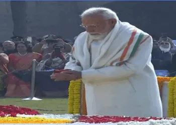 PM Modi pays floral tribute to Mahatma Gandhi on 78th death anniversary at Raj Ghat