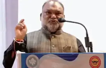 He had said Pakistan attained independence on August 14, 1947, while India emerged on the morning of August 15, making Pakistan "12 hours older" and therefore a "big brother"