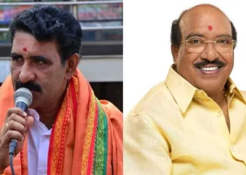 BJP leader B Gopalakrishan & SNDP Yogam General Secratay Vellappalli Natesan