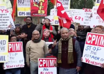 Left parties protest at Jantar Mantar against US attack on Venezuela