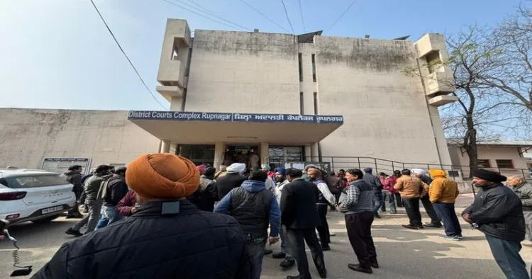People standing outside Rupnagar District Court Complex after bomb threat. (Image via Tribune)