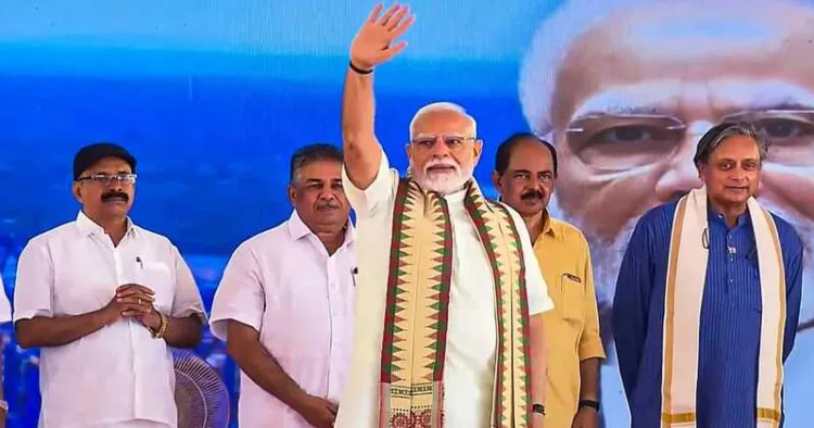 Prime Minister Narendra Modi, Congress MP Shashi Tharoor and others during the inauguration of the Vizhinjam International Seaport, in Thiruvananthapuram in 2025