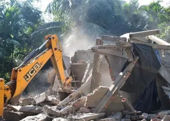 Sambhal bulldozer drive clears 19 bighas of encroached land on Chandausi Road