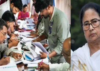 West Bengal Chief Minister Mamata Banerjee (Right)