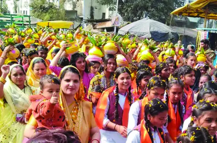 Women join the Kalash Yatra in large numbers