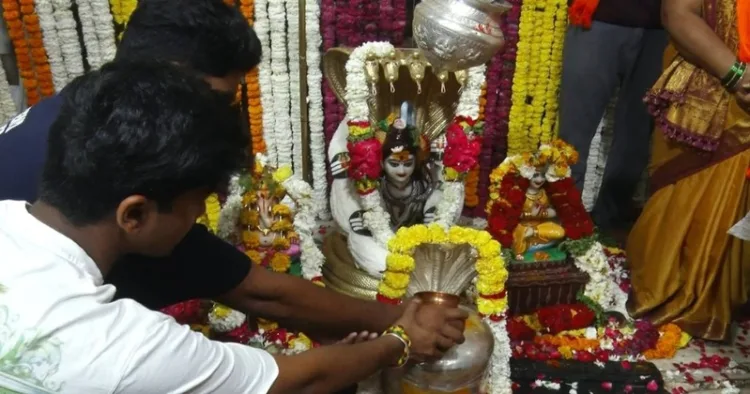 Hindus purify the Ramateerth Temple Row: