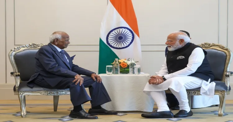 Prime Minister Narendra Modi meets INA veteran Jeyaraj Raja Rao in Malaysia