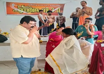 At Punarjani 3.0, jointly organised by Hindu Seva Kendra and Kerala Adivasi Samrakshana Samiti, 60 converted Christian tribal families returned to their roots and embraced Hindu Dharma with dignity and self respect.
