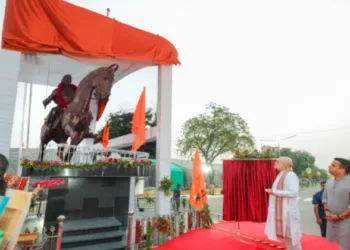 Union Home Minister Amit Shah unveils 21-foot Shivaji statue in Gandhinagar