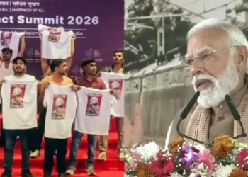 PM Modi slams the Congress party over the shirtless protest at the AI Summit