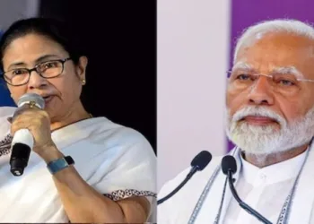West Bengal Chief Minister Mamata Banerjee (Left) and Prime Minister Narendra Modi (Right)
