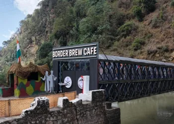 Bailey Bridge turned into cafe