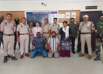 Touts indulged in human trafficking arrested by the Assam Rifles