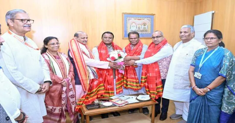 Odisha CM Mohan Majhi congratulating newly elected members of the Rajya Sabha.