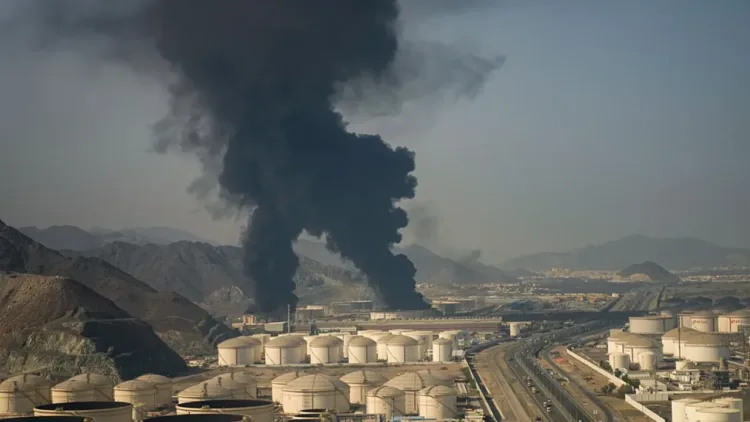 Iran continues strikes of Gulf