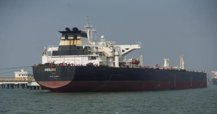 Shenlong oil tanker safely reaches Mumbai via the Strait of Hormuz