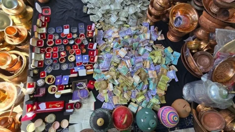 Kashmir's Shia families are donating cash, earrings, toys for Iran