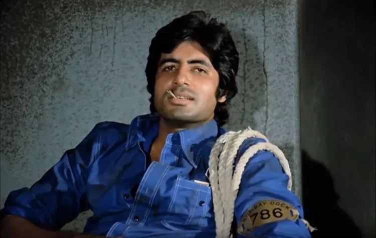 Amitabh Bacchan in Deewar film