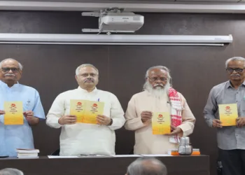 RSS Akhil Bharatiya Prachar Pramukh Sunil Ambekar at Pune during a Book Release of ‘Rashtriya Swayamsevak Sangh’ held at Nana Thite Sabhagaar of Bharatiya Vichar Sadhana (Bhavisa)