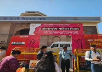 Exteriors of Kashi Vishwadham Mandir
