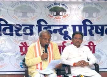 (Left) VHP Central Joint General Secretary Dr. Surendra Jain addressing the press conference