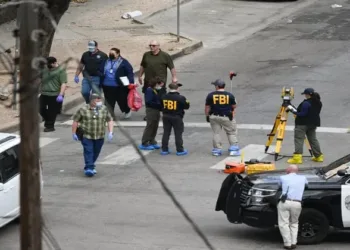 Three killed, 14 injured in Texas bar shooting