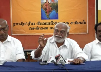 (From left to right) Vanniyarajan- Shetra sanghchalak, Shri Kumaraswamy Sanghchalak Uttar Tamil Nadu prant,i Adalarasan sanghchalak Dakshin Tamil Nadu