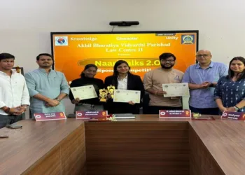 Winners of Naari Talks 2.0,” a speech competition that was organised by ABVP unit of Law Centre II