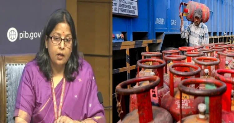 Sujata Sharma, Joint Secretary, Ministry of Petroleum & Natural Gas (Left)