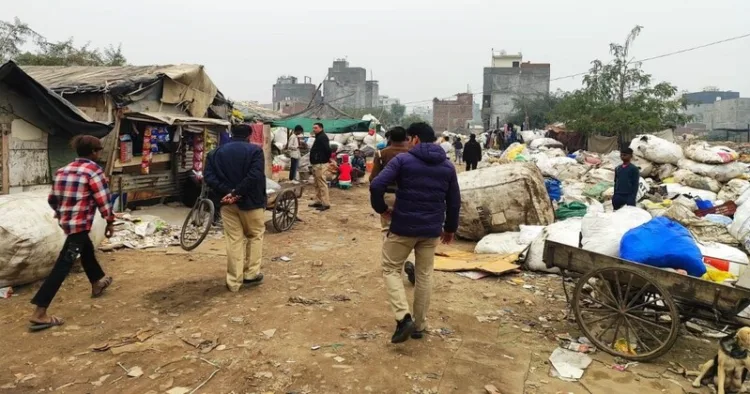 Delhi Police nabs and deports more than 1500 illegal Bangladeshis in the past 9 months