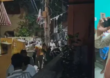 TMC goons attack RSS Karyakarta and vanadalise his house