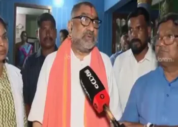 Mahanth Shambu speaks to media (Image Courtesy: JanamTV)