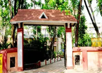 Sanskrit College in Trippoonithura