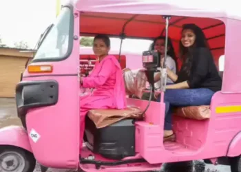 Women-led E-rickshaw launched in Uttar Pradesh