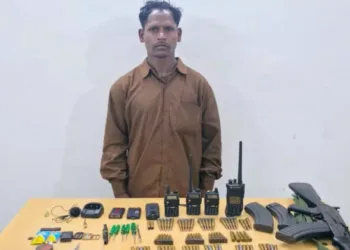 Maoist Commander Darsu Sori with Rs 8 lakh bounty surrenders with weapons, gadgets
