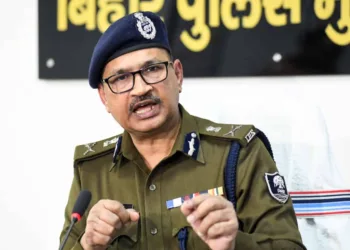 No tilak, no makeup while on duty: Bihar DGP's orders divides internet