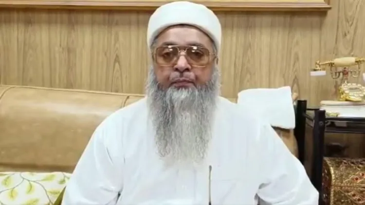 Imam Umer Ahmed Ilyasi says PoK residents want to rejoin India