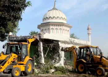 Illegal Mazar built on irrigation department’s land bulldozed by administration