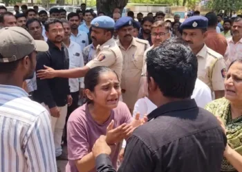Hindu girl forced to remove Tulsi Mala at the NEET Exam centre