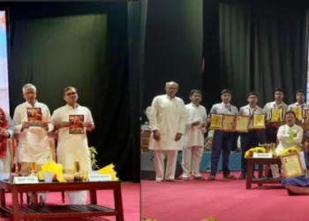 Minister Nityananda Gond and others at the Medhavi Abhinandan Programme in Bhubaneswar.