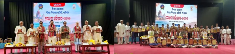 Minister Nityananda Gond and others at the Medhavi Abhinandan Programme in Bhubaneswar.