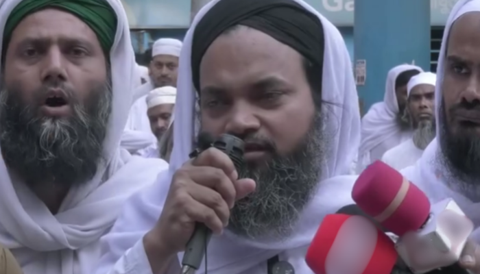 Bangladeshi Islamic preacher (Image via Facebook/Daily Amader Din)