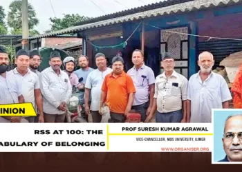 RSS Swayamsevaks leading relief operations in West Bengal that was last year marred by floods