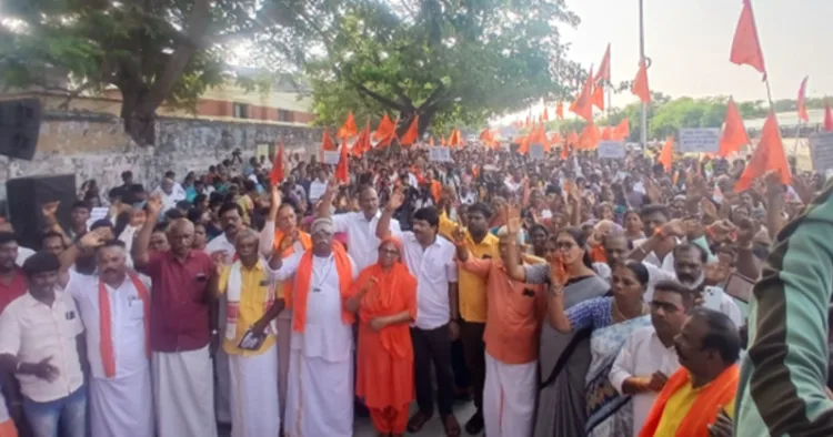 Hindu Munnani and other organisations protested against DMK MLA Udhayanidhi Stalin's anti-Sanatan dharma remarks
