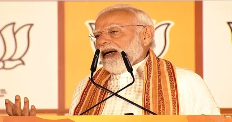 PM Narendra Modi addressing the BJP workers at the BJP headquarters