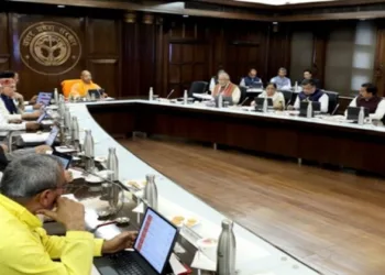 Uttar Pradesh CM chairs cabinet meeting