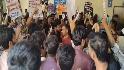 Student bodies condemn Jamia Vice Chancellor's 'Mahadev DNA' remark at RSS-linked event. (Image: ANI)